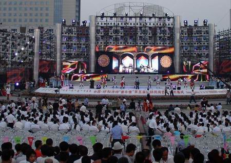 <b>燈光搭建和安裝調(diào)試</b>