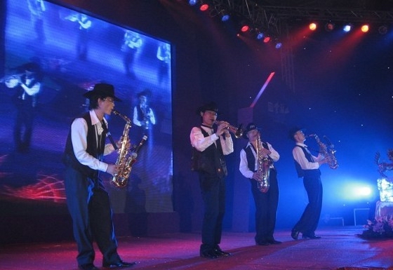 <b>薩克斯演奏</b>
